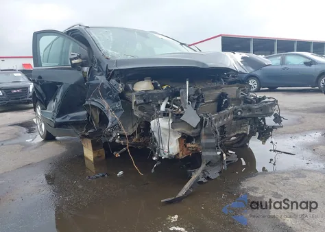 2017 Ford Escape Titanium z USA, uszkodzony, nr VIN 1FMCU0JD5HUC72224